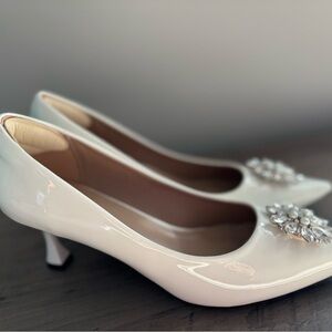 Elegant White Kitten Heels with Sparkly Embellishments